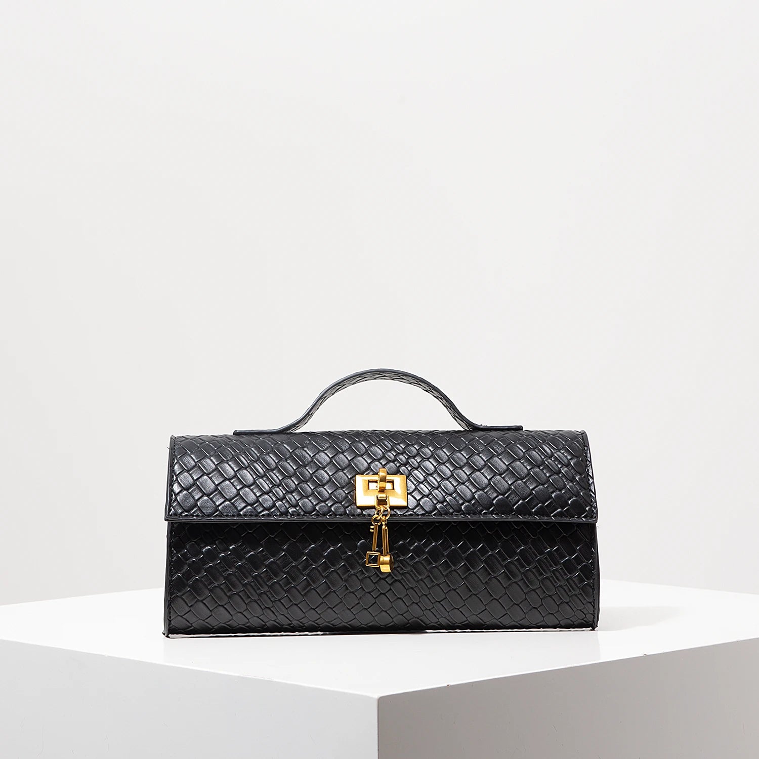 Victoria Lock Clutch