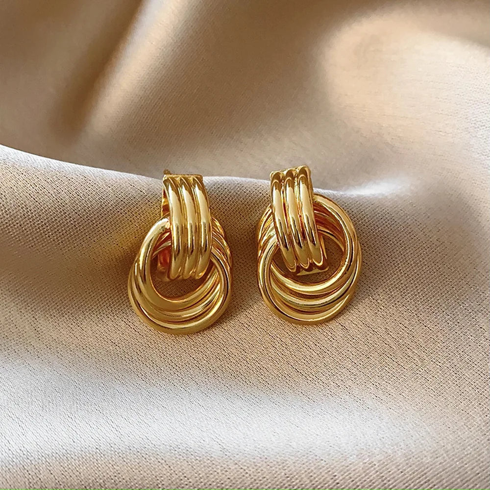 Gold Interlocking Hoop Earrings Garmentchic