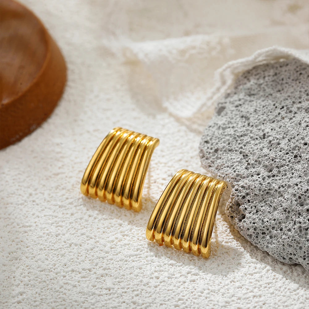 Gold Interlocking Hoop Earrings Garmentchic