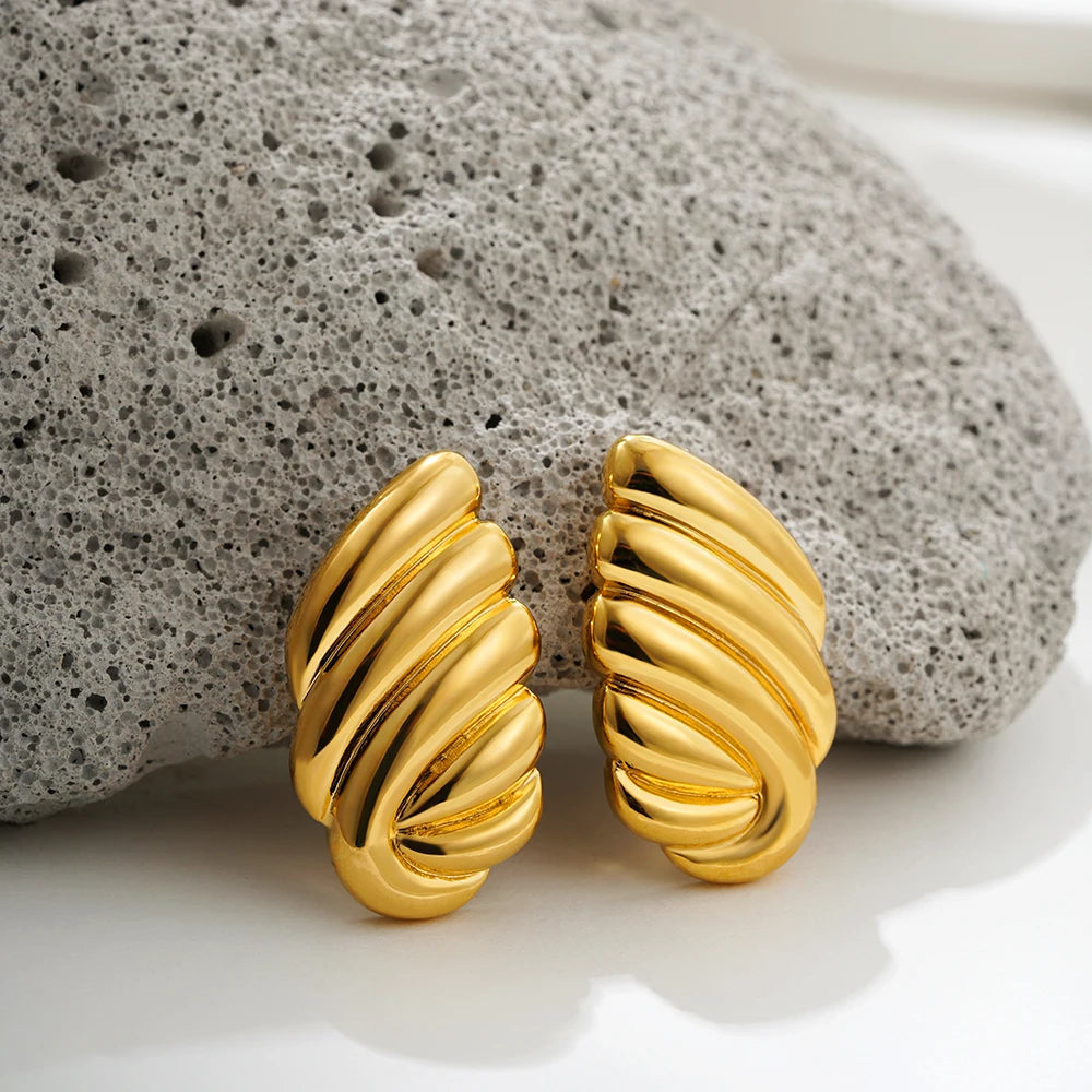Gold Interlocking Hoop Earrings Garmentchic
