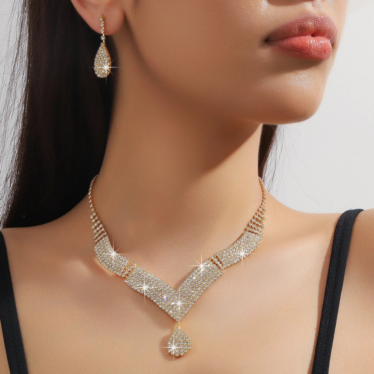 Kennedy Teardrop Rhinestone Jewelry Set