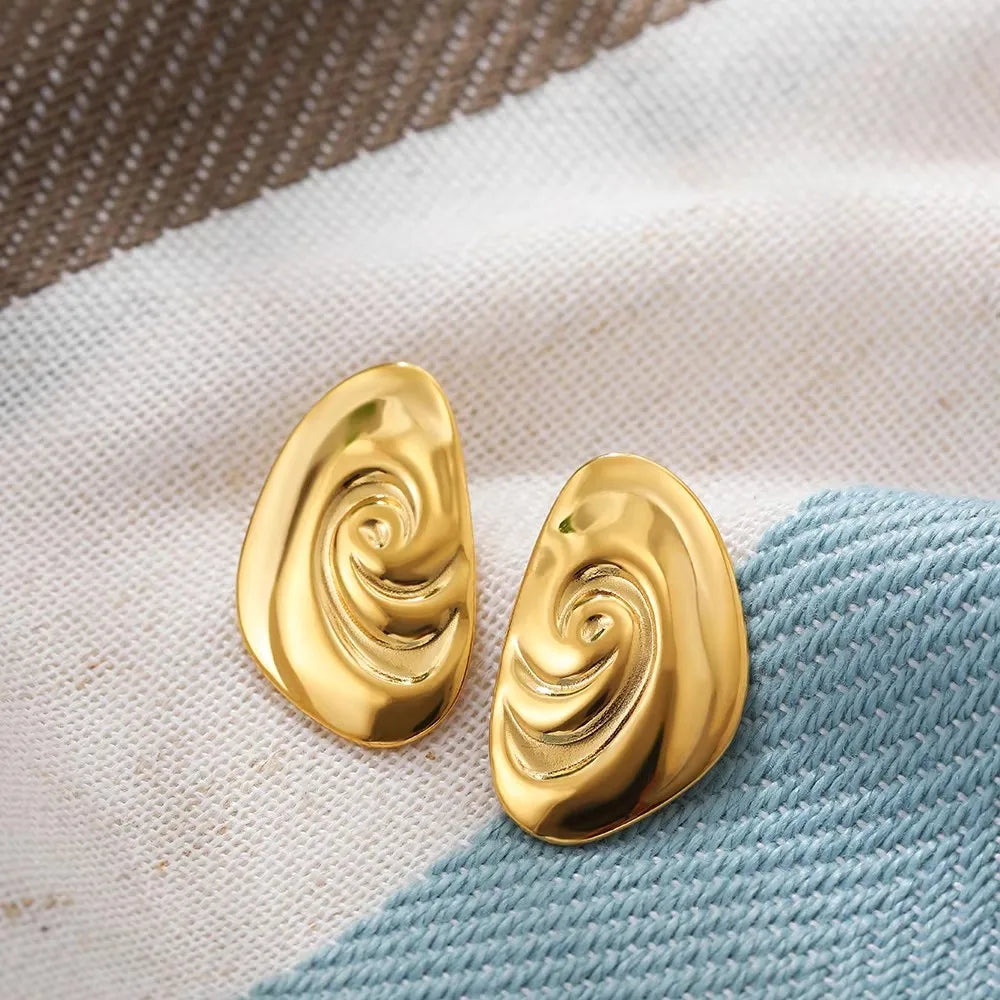 Gold Interlocking Hoop Earrings Garmentchic