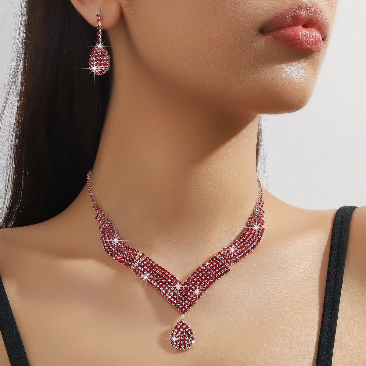 Kennedy Teardrop Rhinestone Jewelry Set