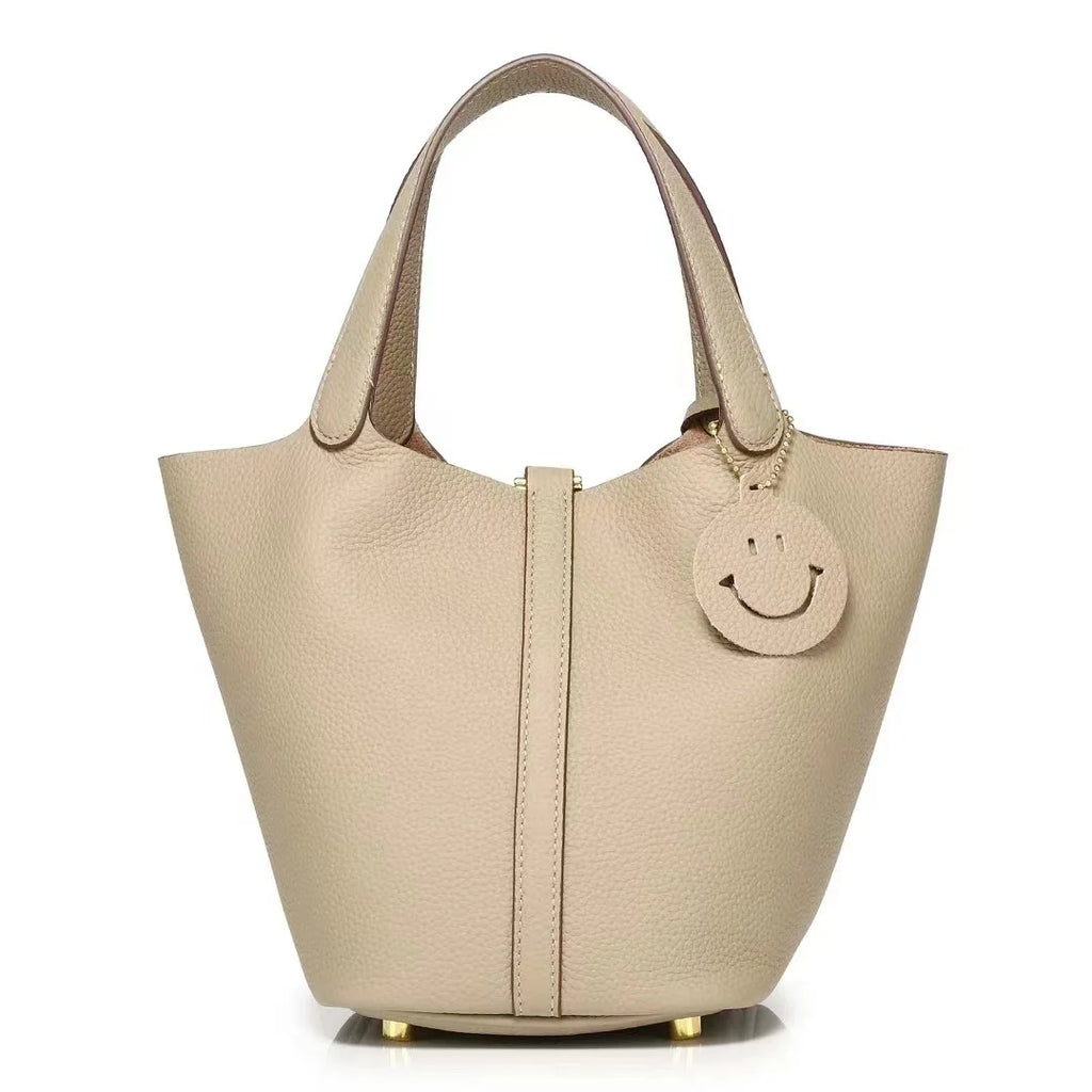 Olivia Classic Tote