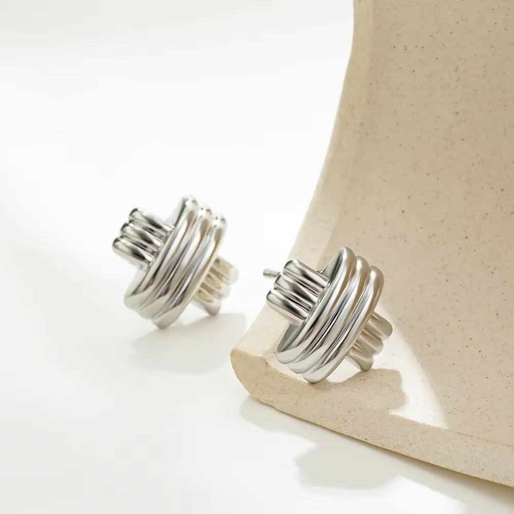 Gold Interlocking Hoop Earrings Garmentchic