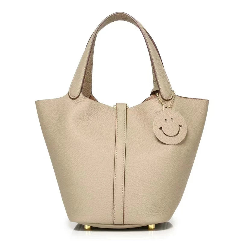 Olivia Classic Tote